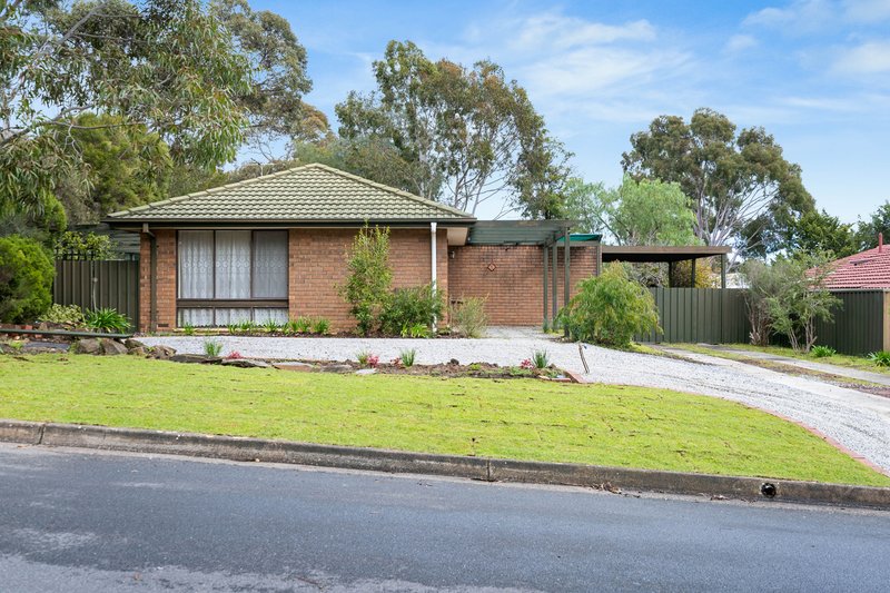 1 Topaz Drive, Flagstaff Hill SA 5159