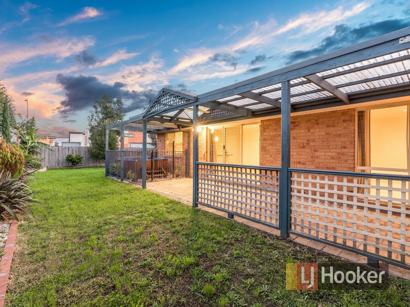 Photo - 1 Trafalgar Way, Cranbourne East VIC 3977 - Image 8