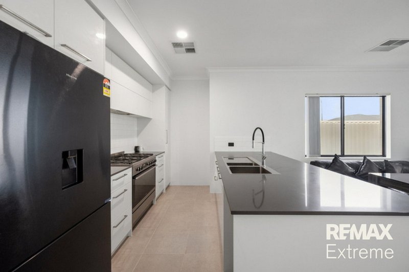 Photo - 1 Tranquil Loop, Baldivis WA 6171 - Image 7