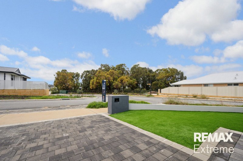 Photo - 1 Tranquil Loop, Baldivis WA 6171 - Image 23