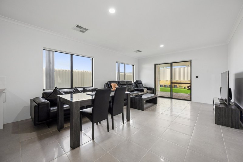 Photo - 1 Tranquil Loop, Baldivis WA 6171 - Image 8