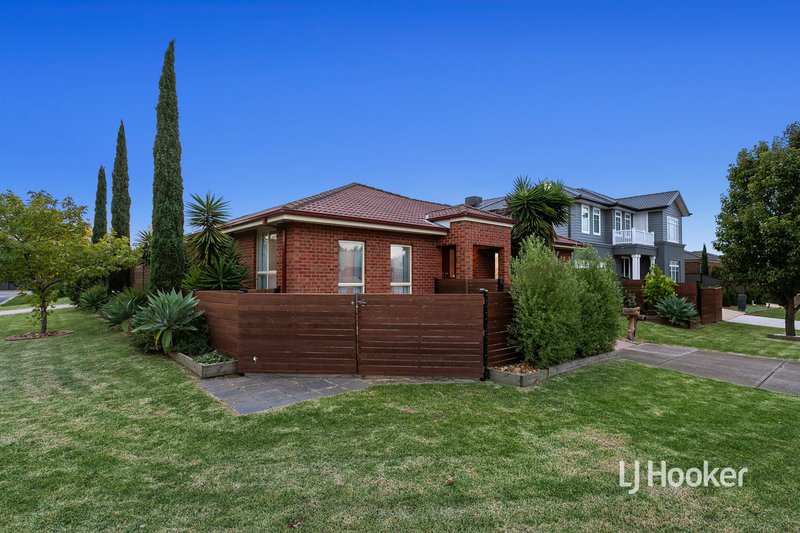 Photo - 1 Trapani Avenue, Point Cook VIC 3030 - Image 2