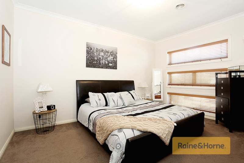 Photo - 1 Treasury Place, Craigieburn VIC 3064 - Image 10