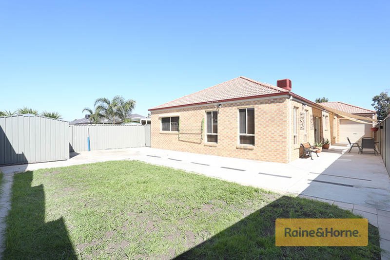 Photo - 1 Treasury Place, Craigieburn VIC 3064 - Image 12