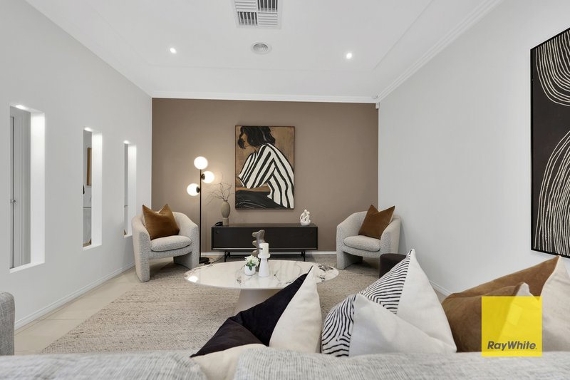Photo - 1 Tregowan Place, Doreen VIC 3754 - Image 4