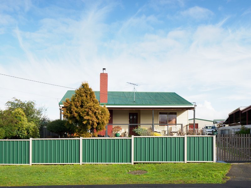 Photo - 1 Treherne Street, Mayfield TAS 7248 - Image 2