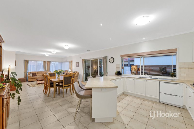 Photo - 1 Trieste Way, Point Cook VIC 3030 - Image 5