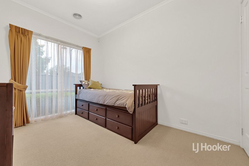 Photo - 1 Trieste Way, Point Cook VIC 3030 - Image 9