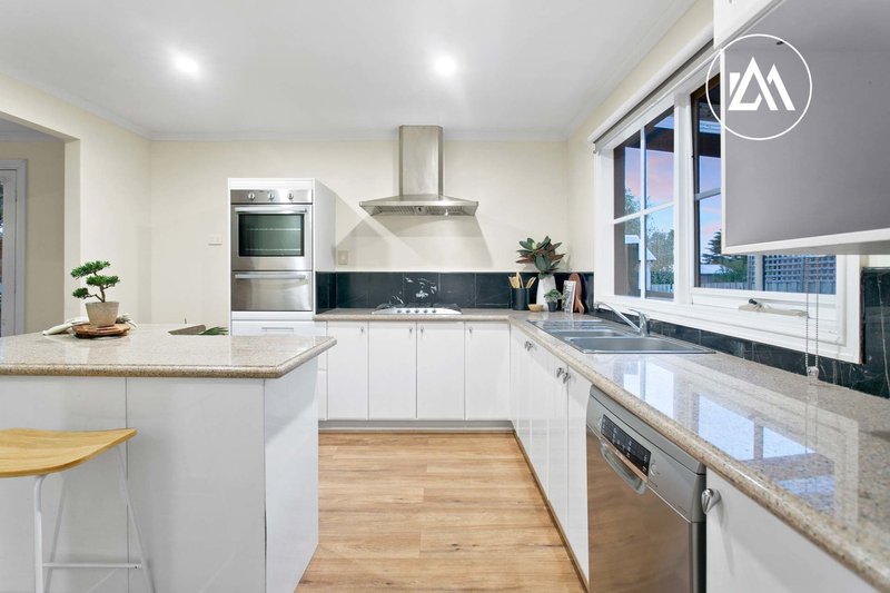 Photo - 1 Trinity Drive, Langwarrin VIC 3910 - Image 3