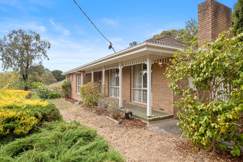 Photo - 1 Tugan Place, Ringwood North VIC 3134 - Image 10