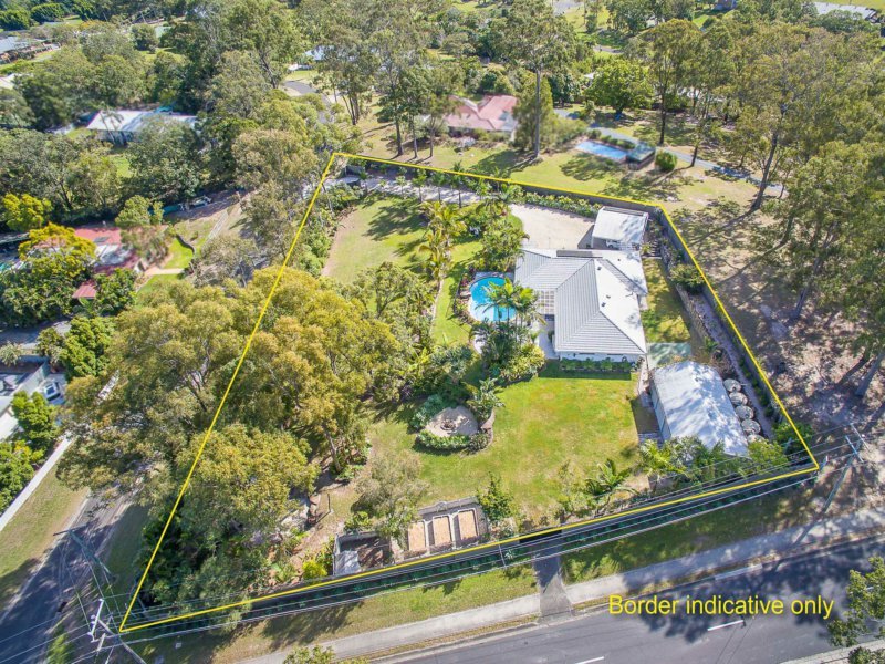 Photo - 1 Tulloch Cres , Mudgeeraba QLD 4213 - Image 4