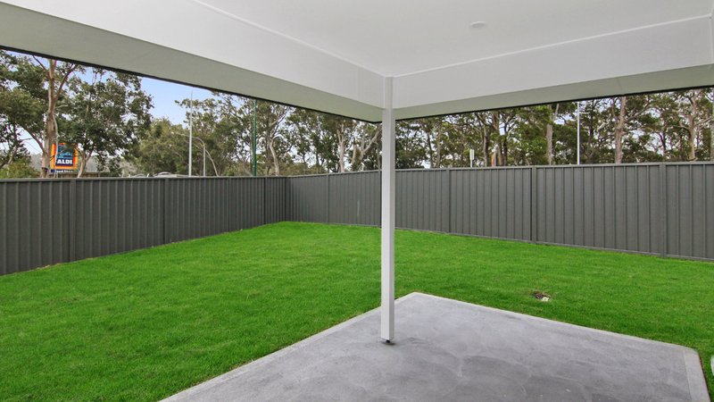 Photo - 1 Turnberry Close, Fletcher NSW 2287 - Image 10