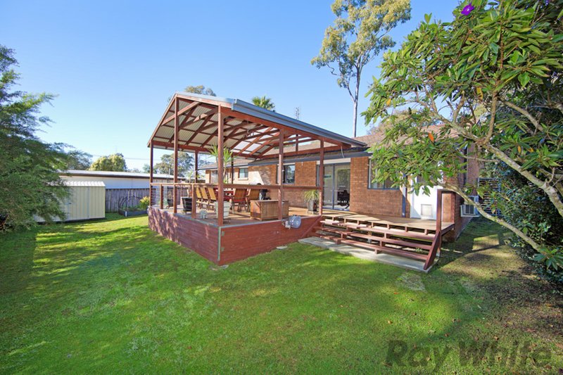 Photo - 1 Una Avenue, Charmhaven NSW 2263 - Image 11