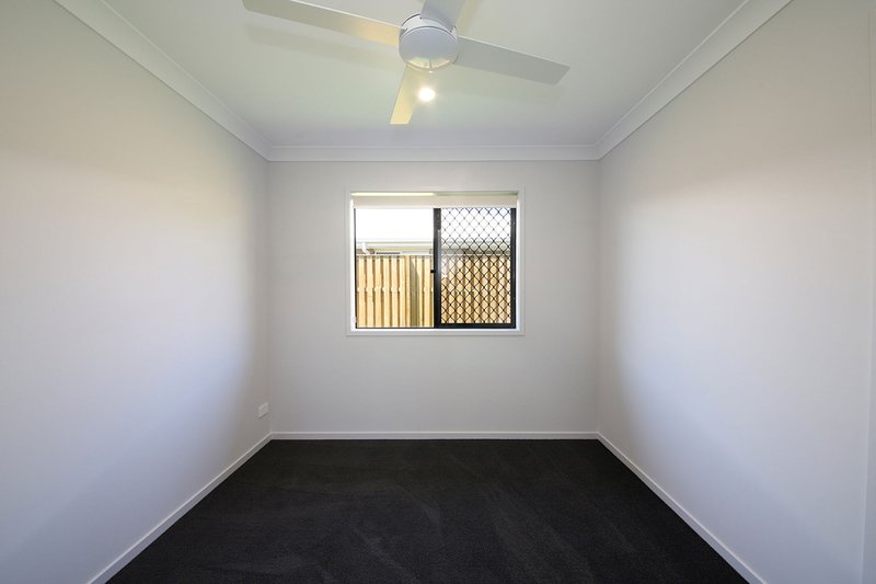 Photo - 1 Vail Street, Logan Reserve QLD 4133 - Image 11