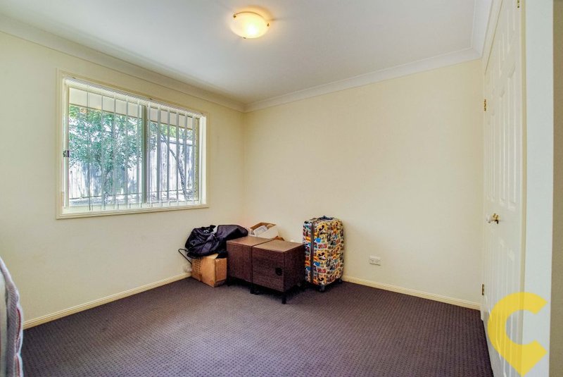 Photo - 1 Vauton Court, Arana Hills QLD 4054 - Image 9