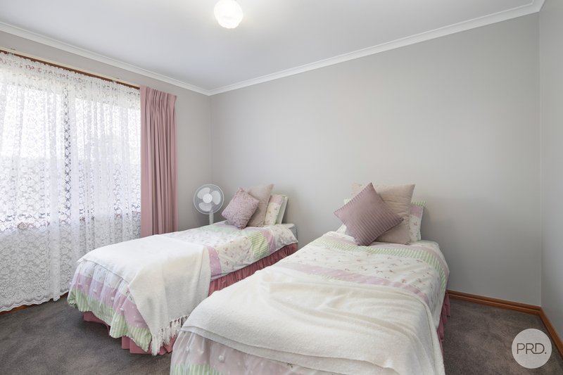 Photo - 1 Vawyn Court, Sebastopol VIC 3356 - Image 9
