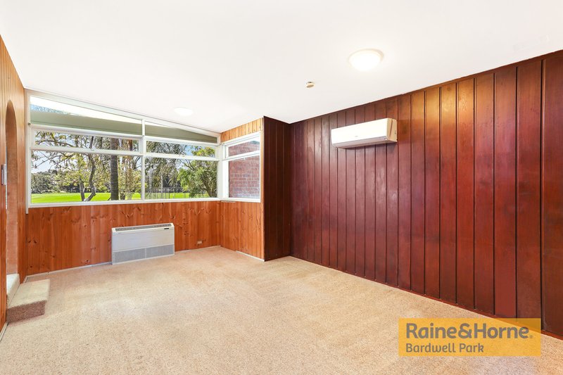 Photo - 1 Vera Lane, Earlwood NSW 2206 - Image 4