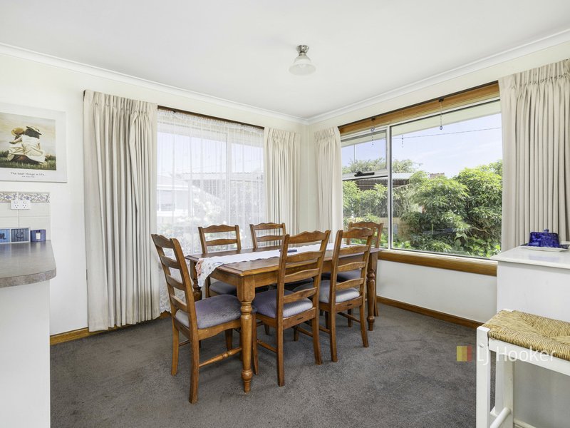 Photo - 1 Victor Court, Devonport TAS 7310 - Image 5