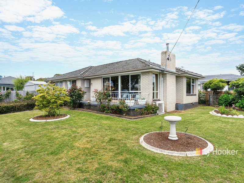 Photo - 1 Victor Court, Devonport TAS 7310 - Image 15