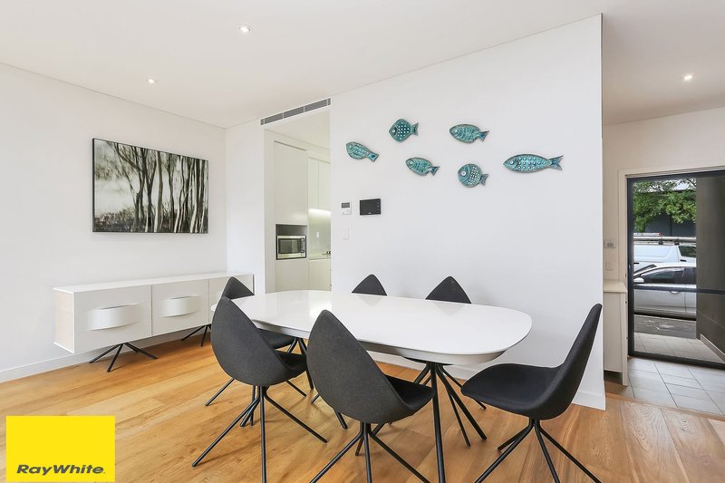 Photo - 1 Victoria Park Prade , Zetland NSW 2017 - Image 4