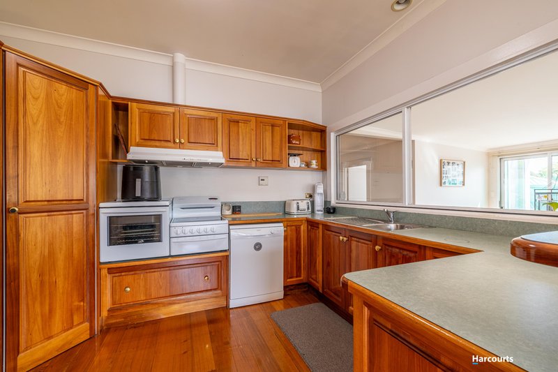 Photo - 1 Victory Avenue, Devonport TAS 7310 - Image 8