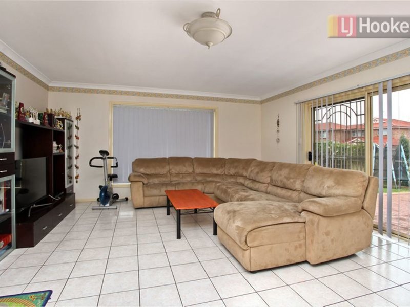 Photo - 1 View Park Street, Prospect NSW 2148 - Image 3