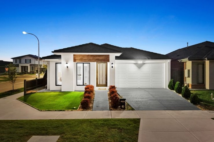 Photo - 1 Viola Circuit, Clyde VIC 3978 - Image 1