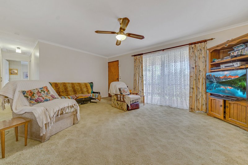 Photo - 1 Viscount Place, Loganholme QLD 4129 - Image 2