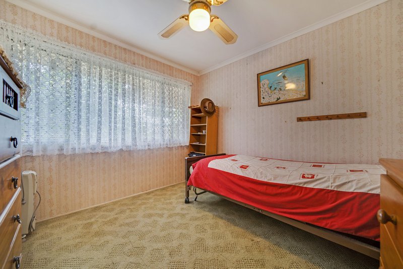 Photo - 1 Viscount Place, Loganholme QLD 4129 - Image 10