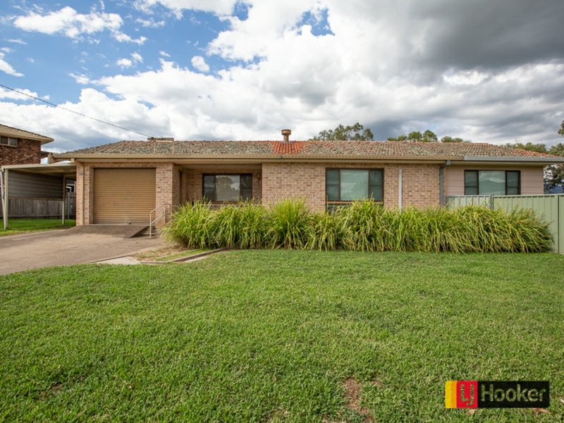 1 Wagonia Drive, Kootingal NSW 2352