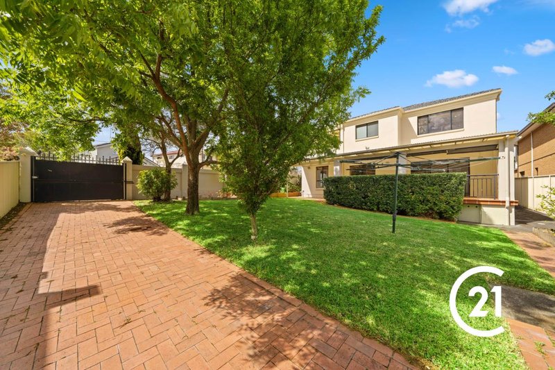 Photo - 1 Waitara Parade, Hurstville Grove NSW 2220 - Image 10