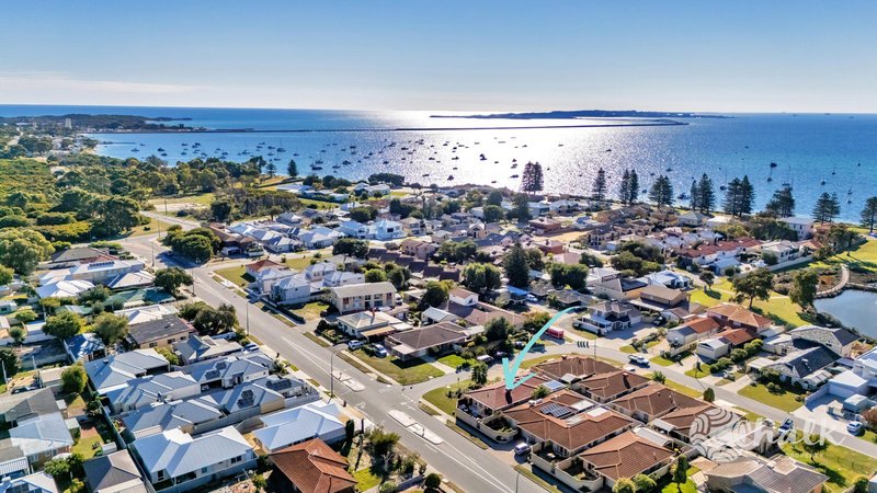 Photo - 1 Walker Avenue, Rockingham WA 6168 - Image 3