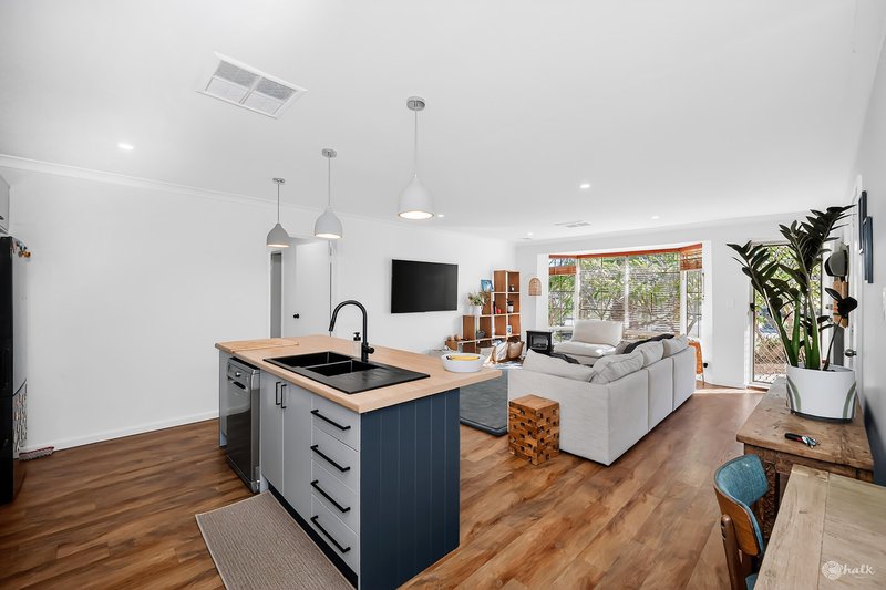 Photo - 1 Walker Avenue, Rockingham WA 6168 - Image 8