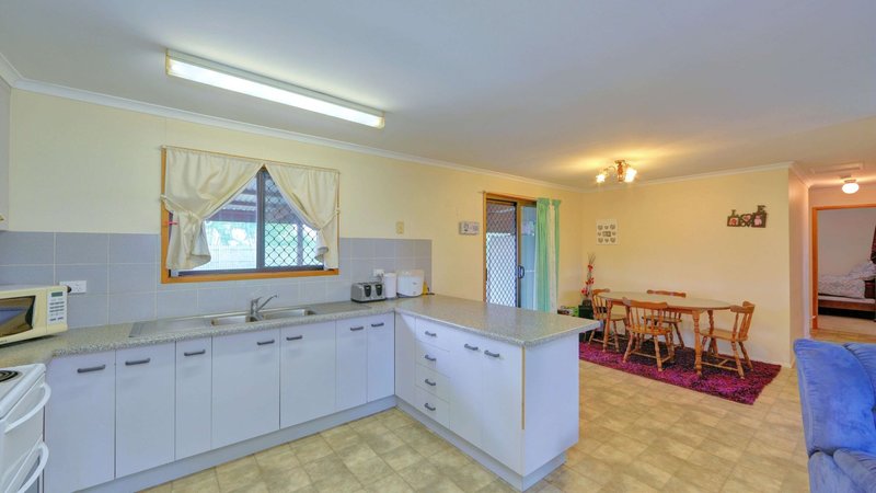 Photo - 1 Wallace Drive, Bundaberg North QLD 4670 - Image 5