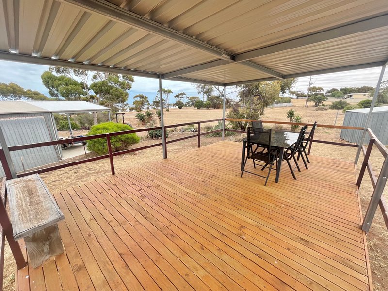 Photo - 1 Wallaroo Terrace, Tickera SA 5555 - Image 5