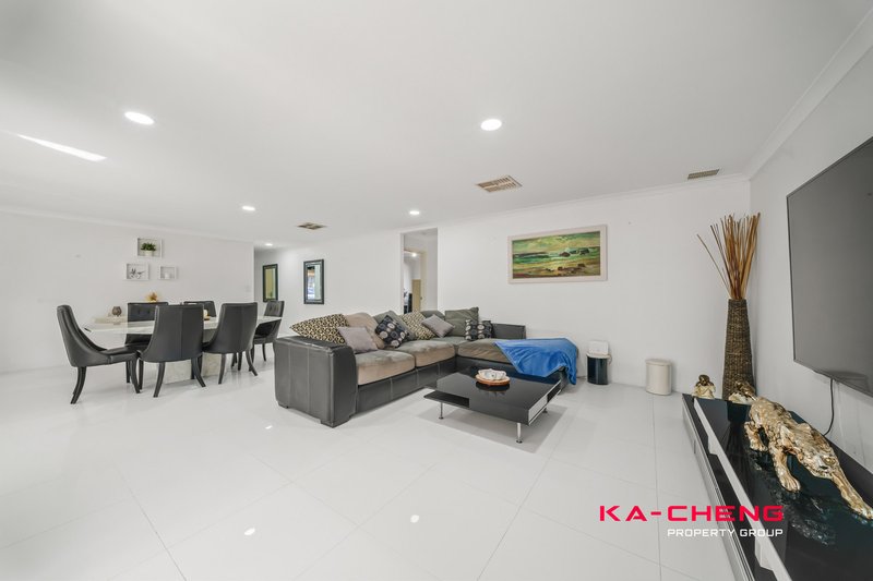 Photo - 1 Wallum Road, Banksia Grove WA 6031 - Image 11