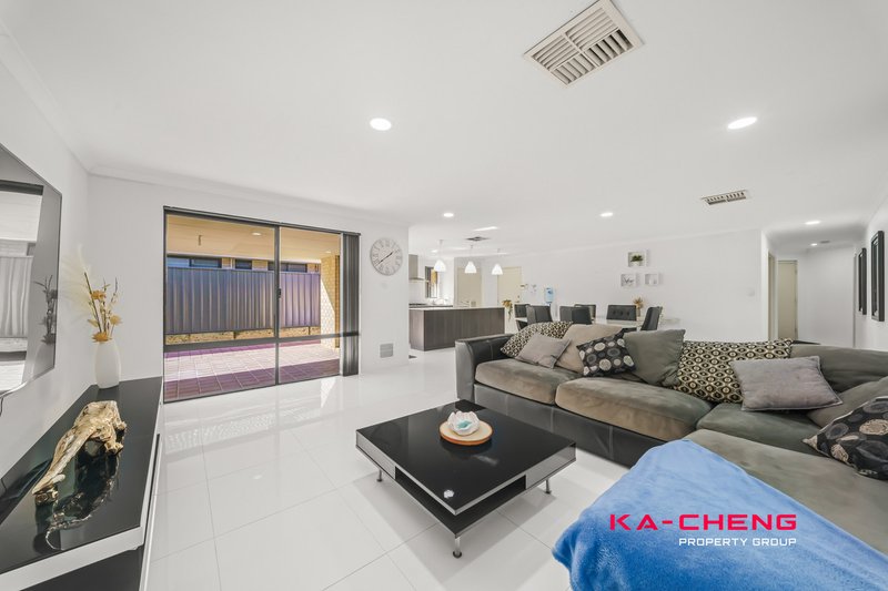 Photo - 1 Wallum Road, Banksia Grove WA 6031 - Image 12