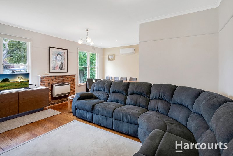 Photo - 1 Wandin Court, Forest Hill VIC 3131 - Image 3