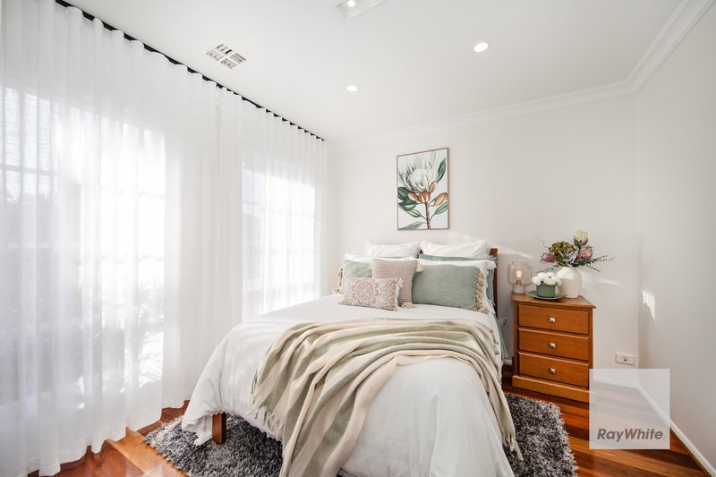 Photo - 1 Waranga Way, Taylors Hill VIC 3037 - Image 3