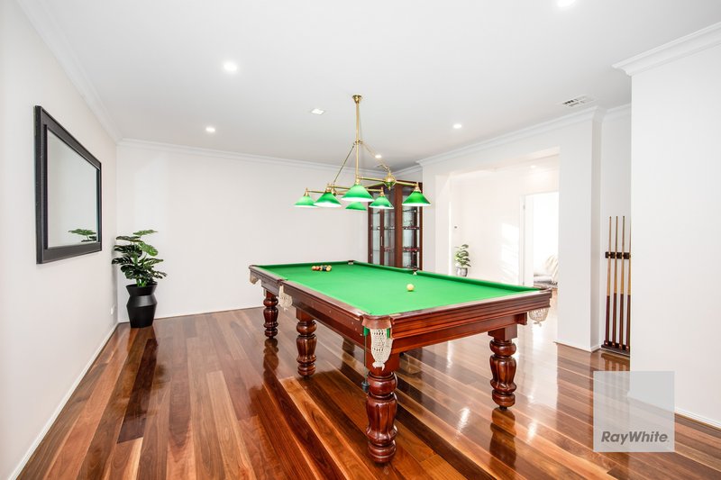 Photo - 1 Waranga Way, Taylors Hill VIC 3037 - Image 4