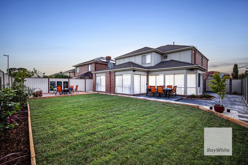 Photo - 1 Waranga Way, Taylors Hill VIC 3037 - Image 20