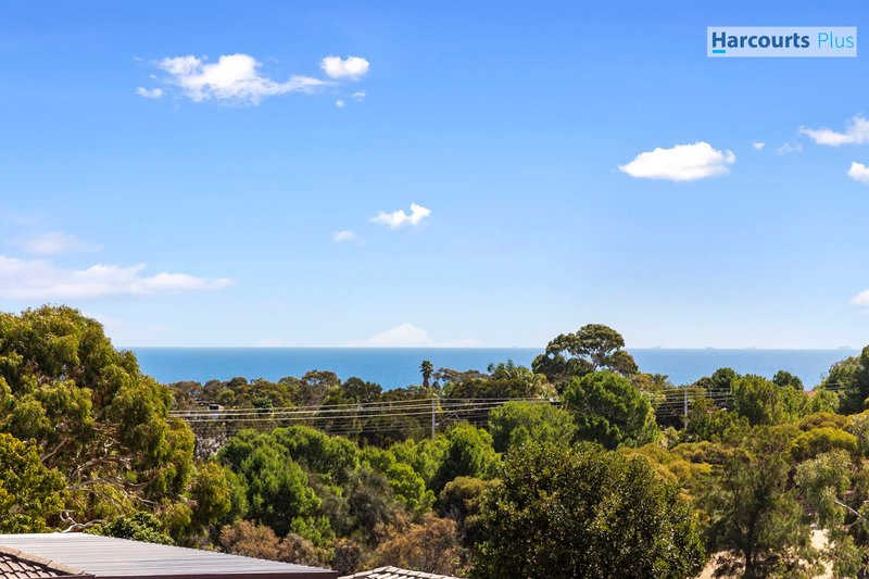 1 Warawee Place, Hallett Cove SA 5158