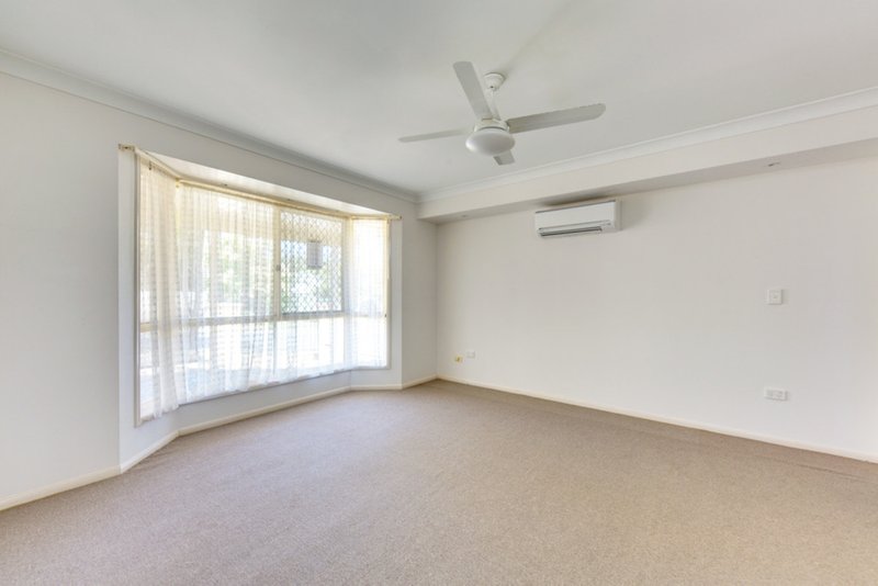 Photo - 1 Warrego Place, Forest Lake QLD 4078 - Image 3