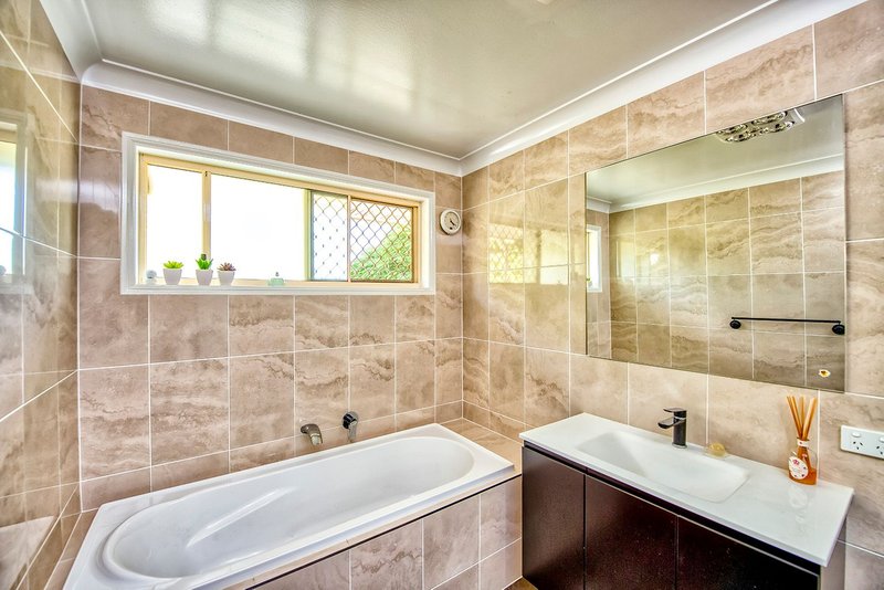 Photo - 1 Warren Drive, Gatton QLD 4343 - Image 9