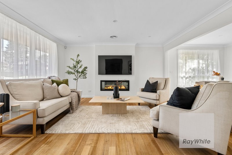 Photo - 1 Warrenwood Place, Bundoora VIC 3083 - Image 2