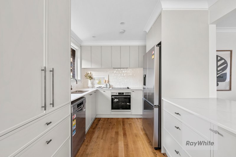 Photo - 1 Warrenwood Place, Bundoora VIC 3083 - Image 5