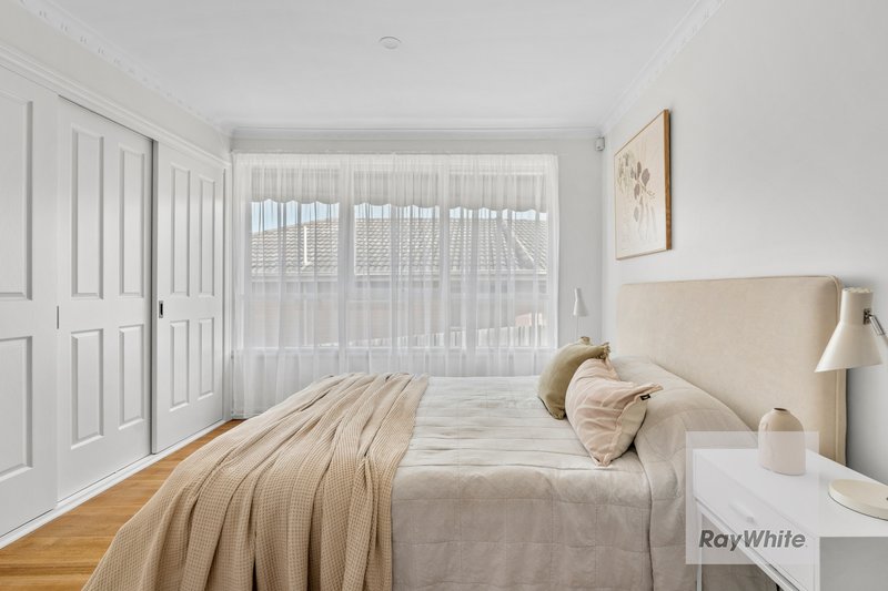 Photo - 1 Warrenwood Place, Bundoora VIC 3083 - Image 7