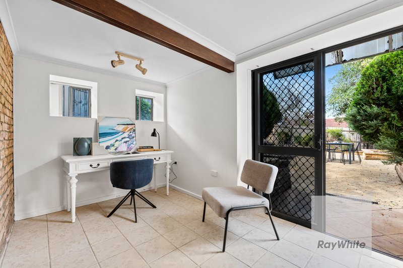 Photo - 1 Warrenwood Place, Bundoora VIC 3083 - Image 13