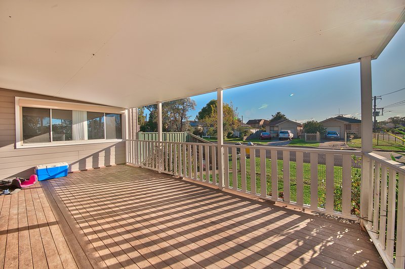 Photo - 1 Warwick Street, Minto NSW 2566 - Image 7