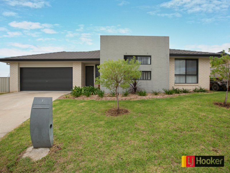 1 Water Gum Close, Oxley Vale NSW 2340